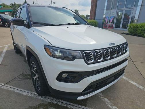 Bright White Clearcoat 2024 Jeep Compass Limited
