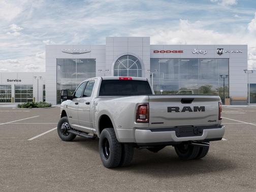 Silver Zynith 2026 RAM 3500 Big Horn