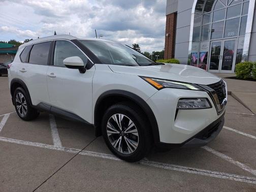 White 2023 Nissan Rogue SV