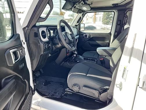 2025 Jeep Wrangler 4xe Sport