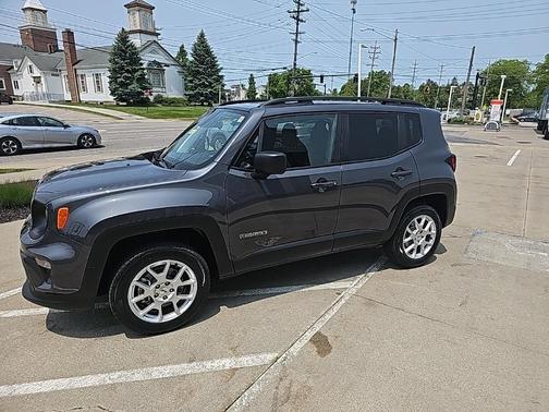 2022 Jeep Renegade Latitude