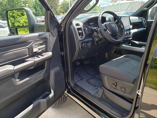 2025 RAM 2500 Big Horn