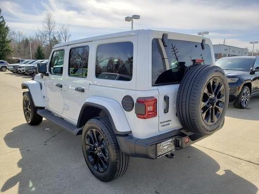 2025 Jeep Wrangler 4xe Sahara