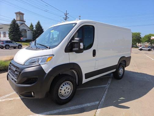 Bright White Clearcoat 2025 RAM ProMaster 1500 Low Roof