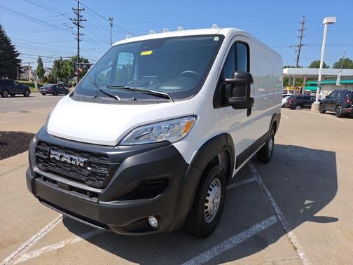 Bright White Clearcoat 2025 RAM ProMaster 1500 Low Roof