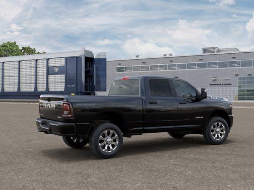 Diamond Black 2026 RAM 2500 Big Horn