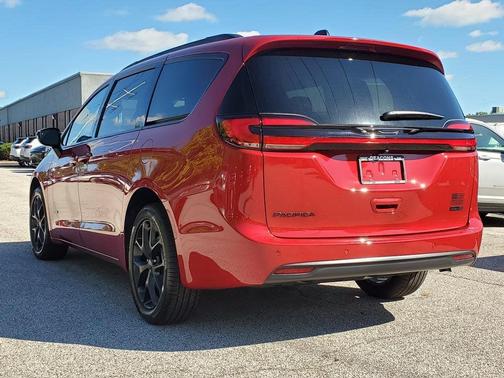 Red 2027 Chrysler Pacifica SELECT