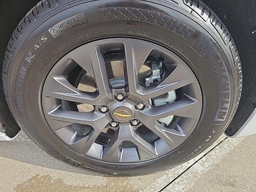 2024 Chrysler Pacifica Hybrid Select