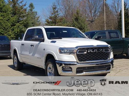 Bright White Clearcoat 2026 RAM 1500 Big Horn/Lone Star