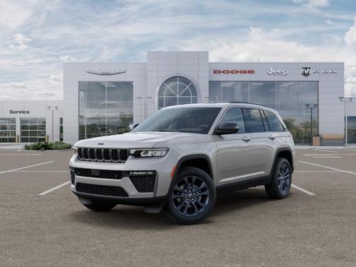 Silver Zynith 2026 Jeep Grand Cherokee Sport
