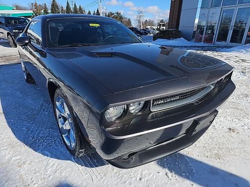 2014 Dodge Challenger SXT