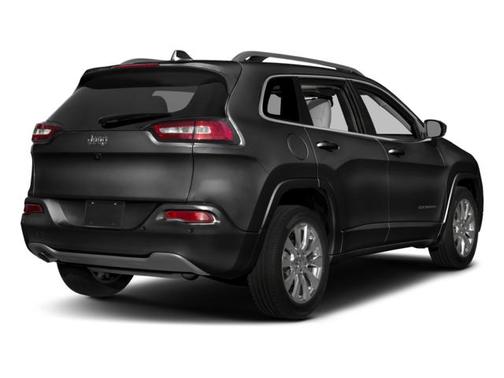 Diamond Black 2018 Jeep Cherokee Overland