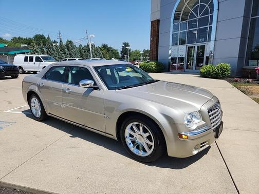 2006 Chrysler 300C Base