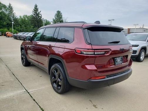 2025 Jeep Grand Cherokee L Laredo