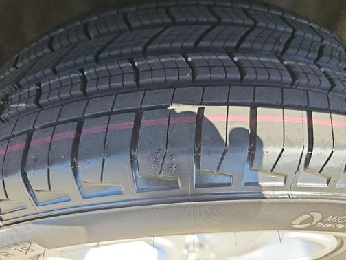 Diamond Black 2021 Jeep Grand Cherokee Laredo