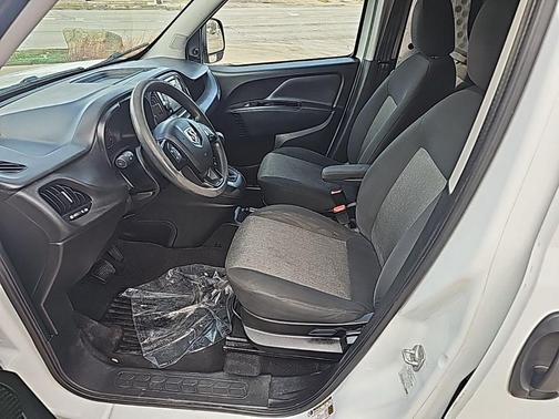 2022 RAM ProMaster City Base