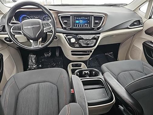 2019 Chrysler Pacifica Touring Plus