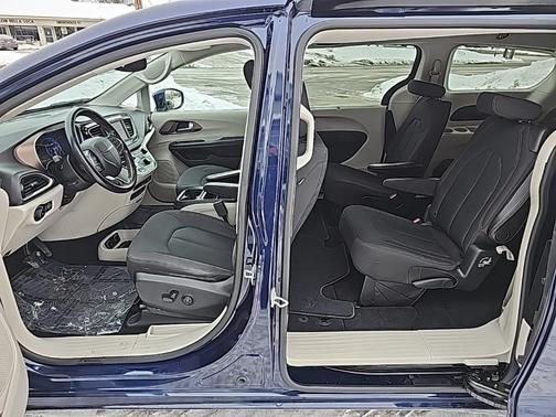 2019 Chrysler Pacifica Touring Plus