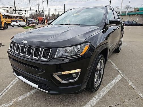 Diamond Black 2019 Jeep Compass Limited