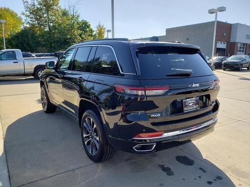 2025 Jeep Grand Cherokee Overland