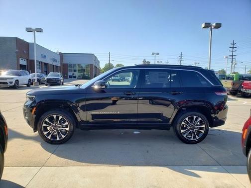 2025 Jeep Grand Cherokee Overland