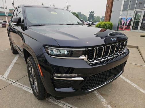 Midnight Sky 2023 Jeep Grand Cherokee 4xe Base