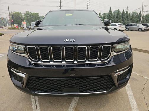 Midnight Sky 2023 Jeep Grand Cherokee 4xe Base
