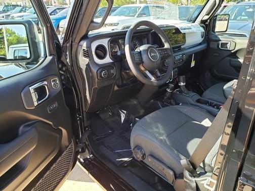 2025 Jeep Gladiator Sport