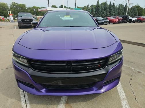 Plum Crazy Pearlcoat 2018 Dodge Charger GT