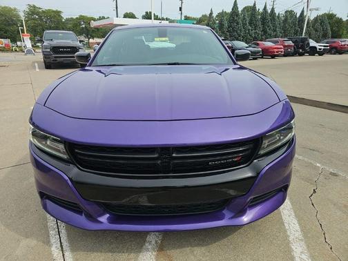 Plum Crazy Pearlcoat 2018 Dodge Charger GT