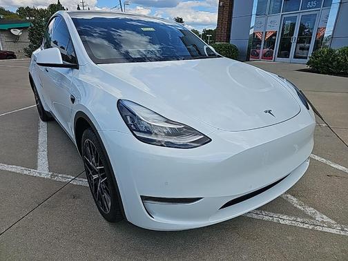 2022 Tesla Model Y Long Range