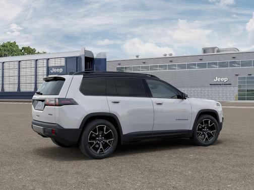 Bright White Clearcoat 2026 Jeep Cherokee Overland