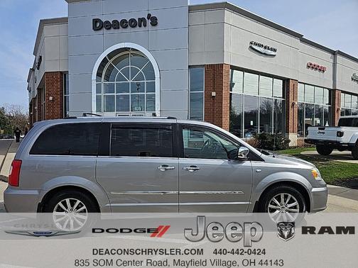 2014 Chrysler Town & Country Touring-L