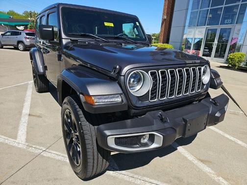 Granite Crystal Clearcoat Metallic 2025 Jeep Wrangler 4xe Sahara