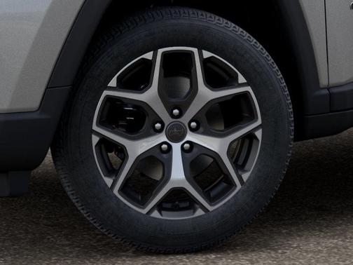 Silver Zynith 2026 Jeep Compass Limited