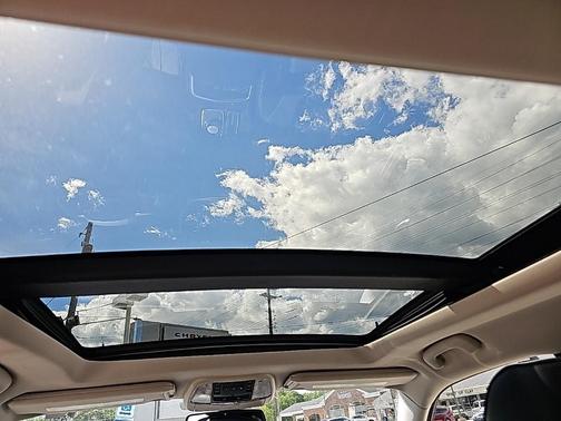 2015 Chrysler 300C Base