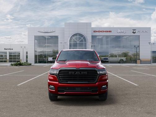 Molten Red Pearlcoat 2026 RAM 1500 Laramie
