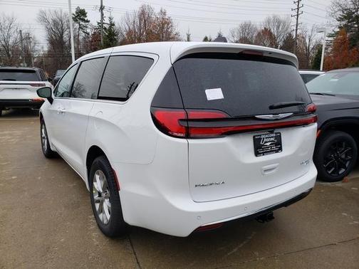 2026 Chrysler Pacifica Limited