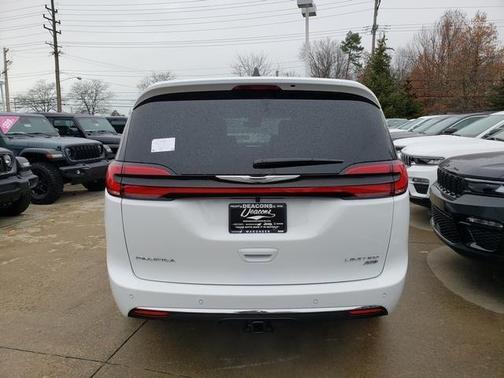 2026 Chrysler Pacifica Limited