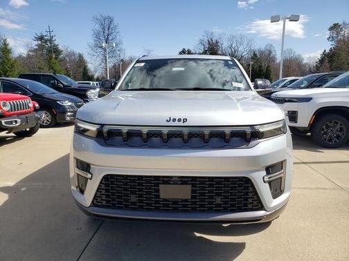 Silver Zynith 2026 Jeep Grand Wagoneer Limited