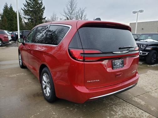 2026 Chrysler Pacifica Limited