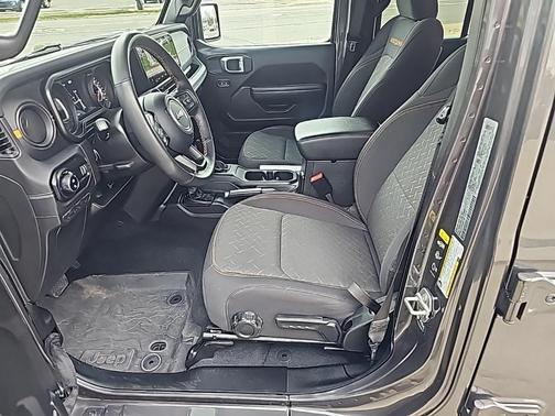 2024 Jeep Gladiator Mojave