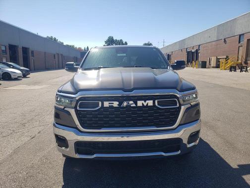 Granite Crystal Clearcoat Metallic 2026 RAM 1500 Big Horn/Lone Star