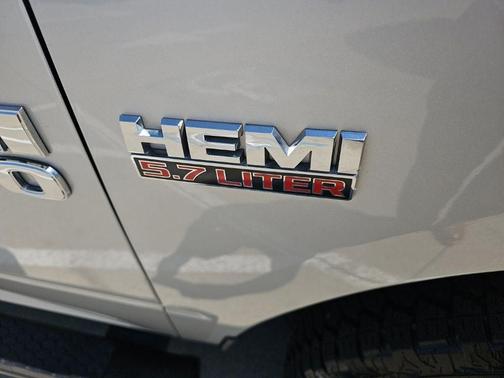 Bright Silver Clearcoat Metallic 2016 RAM 1500 Big Horn