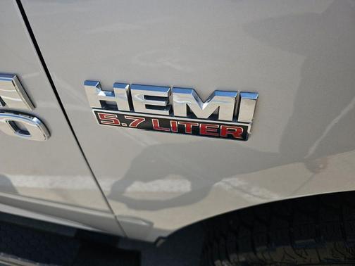 Bright Silver Clearcoat Metallic 2016 RAM 1500 Big Horn