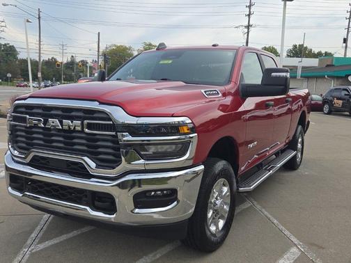 Molten Red Pearlcoat 2026 RAM 2500 Big Horn