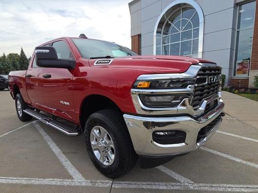 Molten Red Pearlcoat 2026 RAM 2500 Big Horn