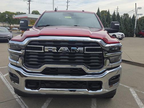 Molten Red Pearlcoat 2026 RAM 2500 Big Horn