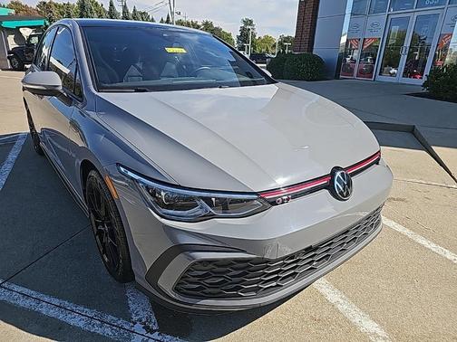 2022 Volkswagen Golf GTI 2.0T SE