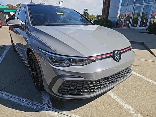 2022 Volkswagen Golf GTI 2.0T SE